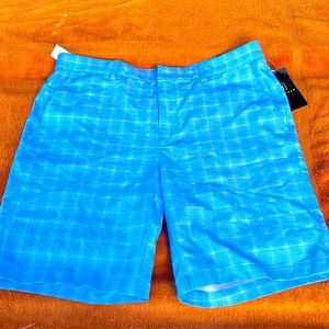 PGA TOUR:  GOLF SHORTS MENS size 34